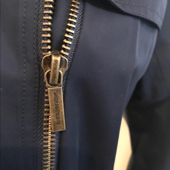 Michael Kors True Navy coat - Picture 4 of 7